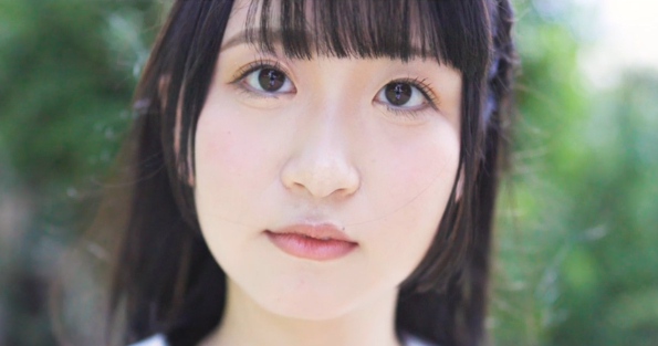 黒髪清楚系着エログラビアアイドルの十代の弾けるドスケベボディ